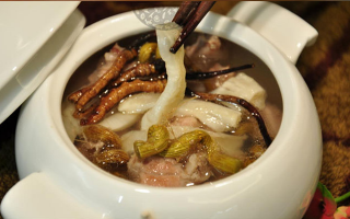 川貝冬蟲夏草雪梨怎么燉？潤肺滋補(bǔ)的詳細(xì)做法與竅門