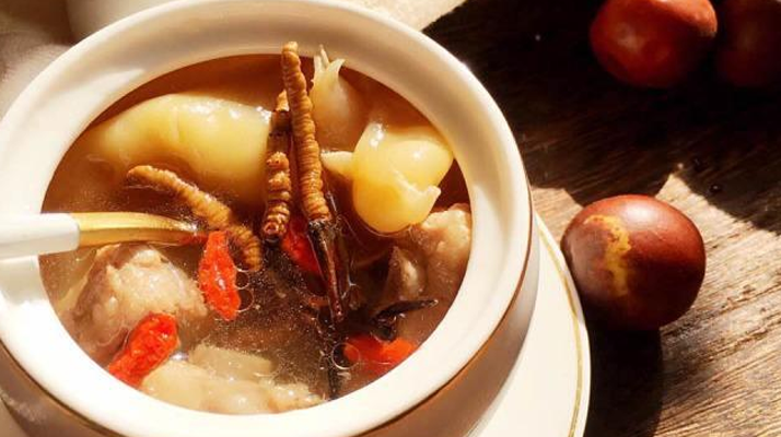  石斛、冬蟲夏草、西洋參、枸杞搭配，如何吃更養(yǎng)身？